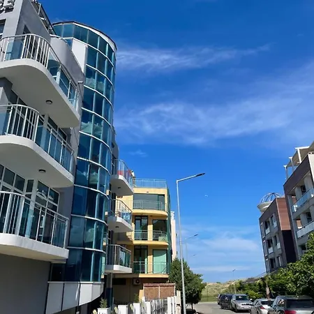 Eco Palace Хотел 3*