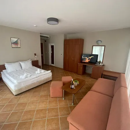 Eco Palace Szálloda Primorszko