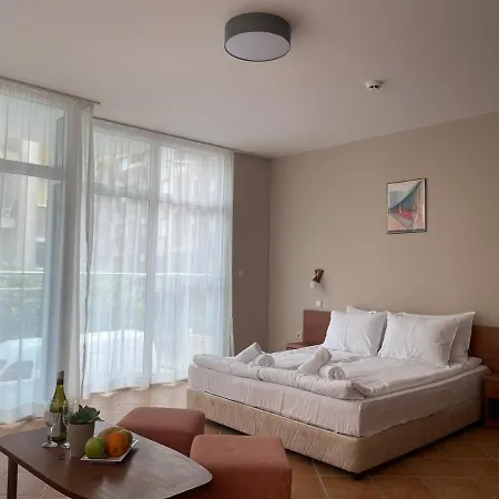 Eco Palace Приморско