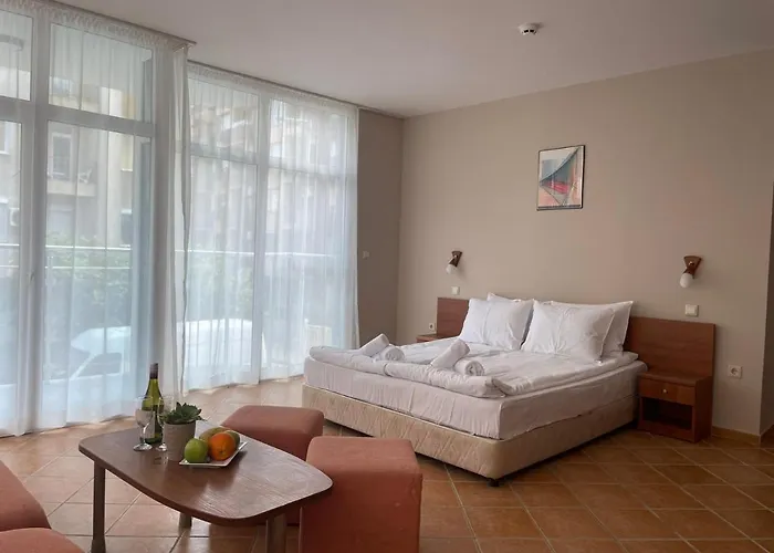 Eco Palace 3* Primorsko